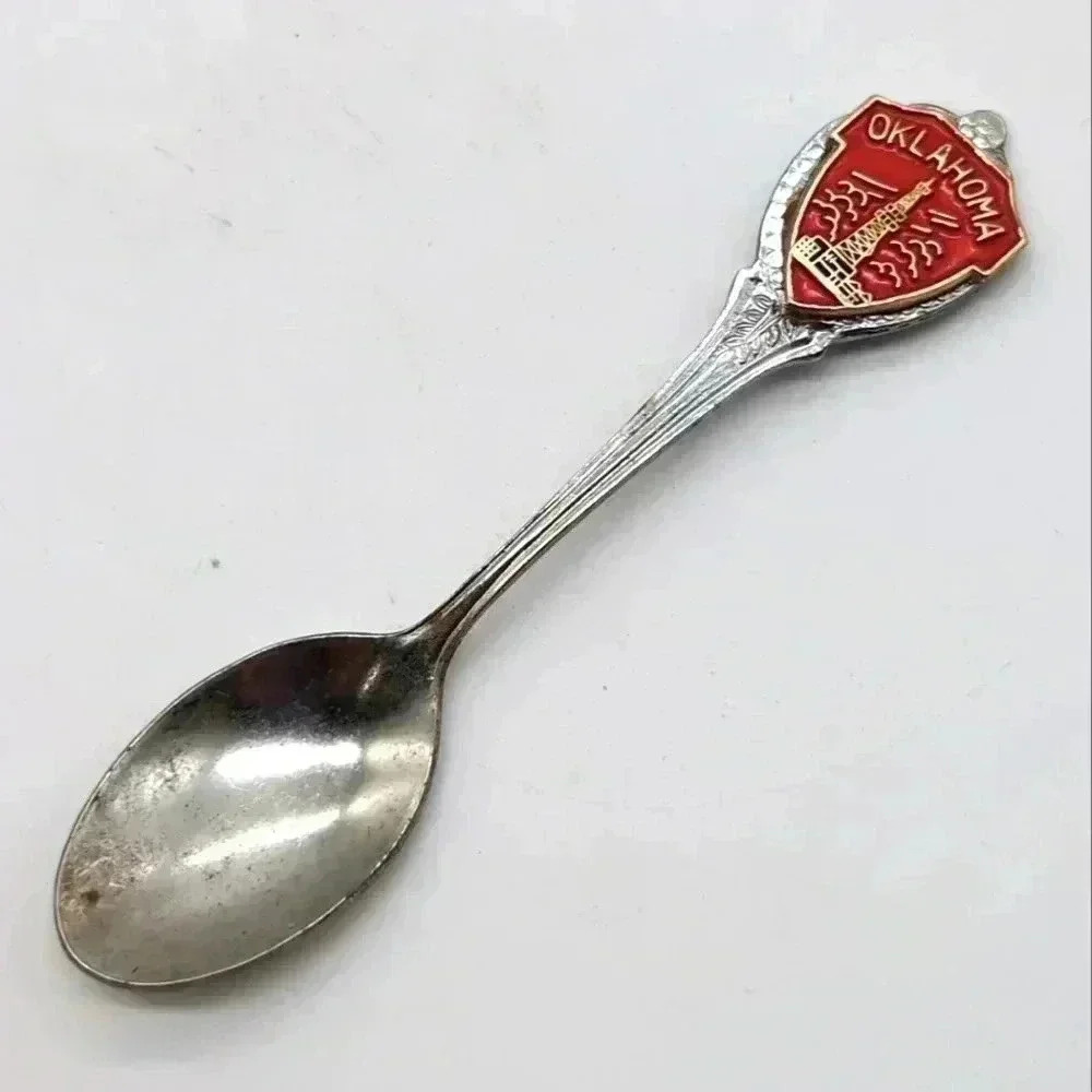 Vintage Oklahoma Oil Rig Tower 🗼 Souvenir Spoon Kitschy Cool!